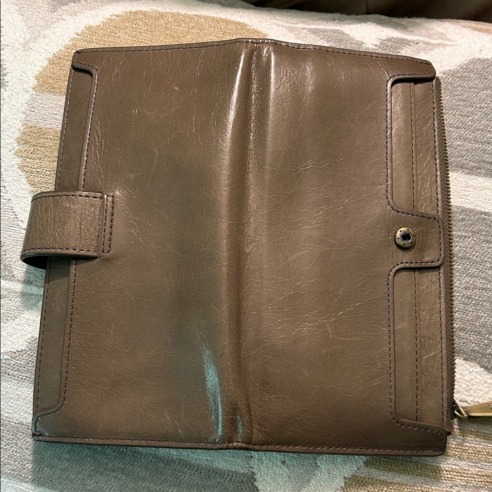 Hobo Dunn Continental wallet - Picture 4 of 9